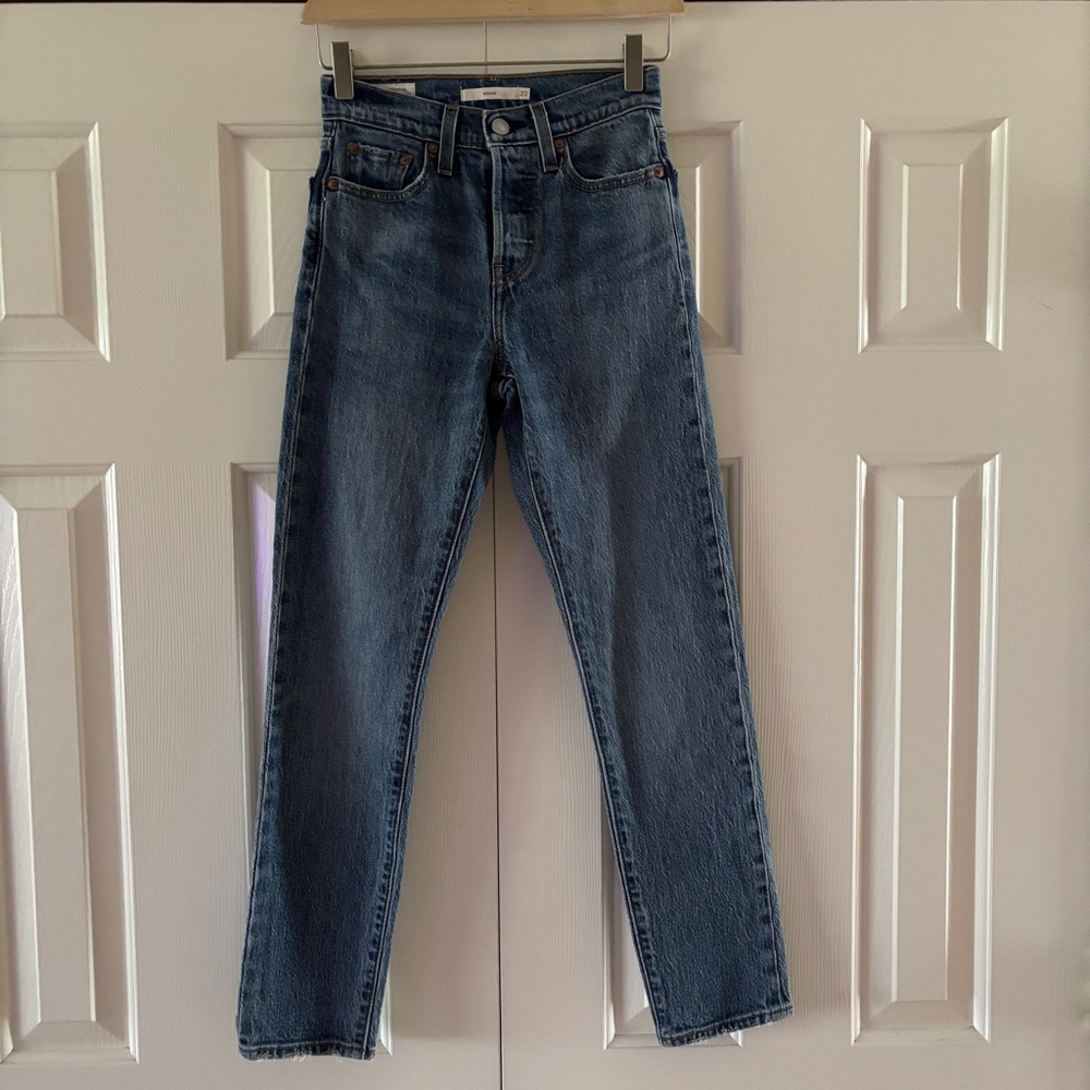 Levi’s Premium Blue Denim Wedgie Jeans